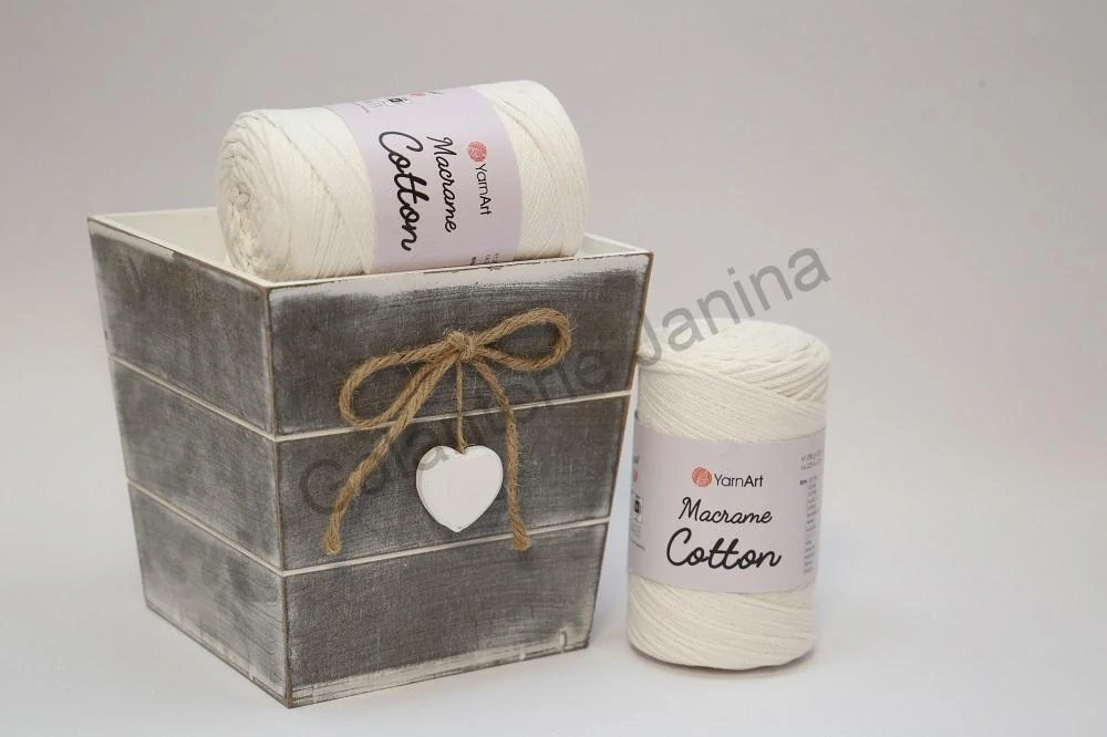 Macrame Cotton 2 mm 752 smetanová