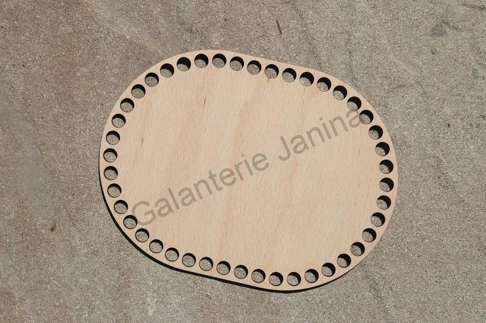 Dřevěné dno ovál 20x15 cm - průměr otvorů 9 mm