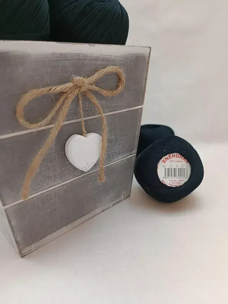 Příze Sněhurka 9994 černá