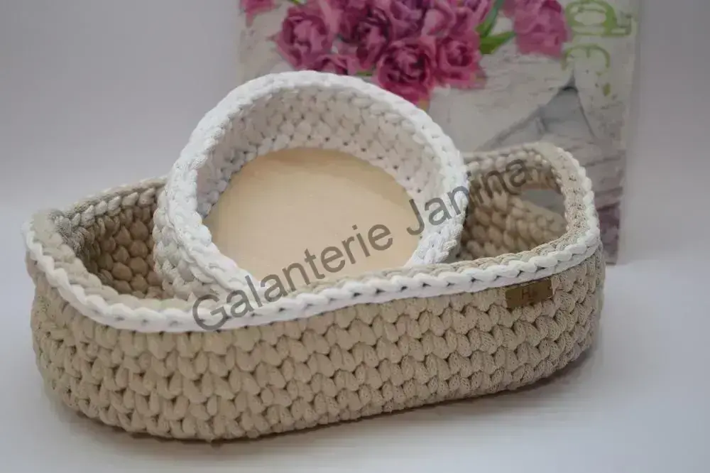 HoJa Háčkovaný košík - ovál 32x20 cm béžová, bílý lem