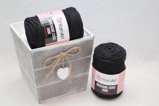 Macrame Cord 3 mm 750 černá