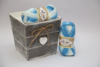 Příze Diva Batik 2130 bílá, modrá