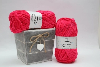 Příze Betynka 314 fuchsiová